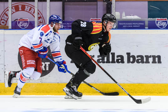 Oskarshamns Adam Janosik och Brynäs Oskar Kvist