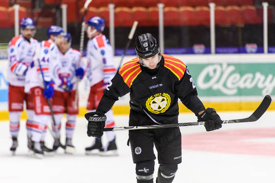 Brynäs Adam Pettersson deppar