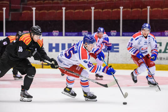 Brynäs Linus Ölund och Oskarshamns Jan Ordos