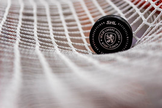 Matchpuck före ishockeymatchen i SHL mellan Växjö och