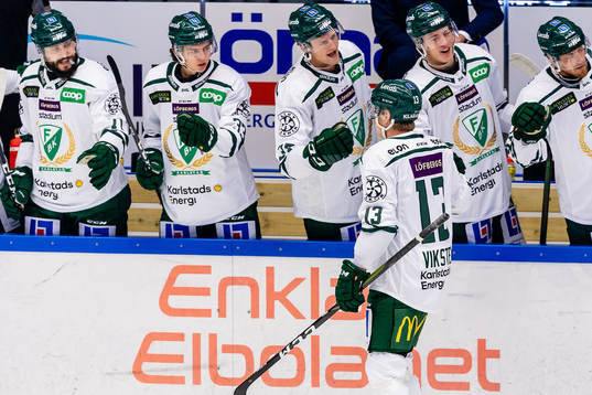 Färjestads Daniel Viksten jublar