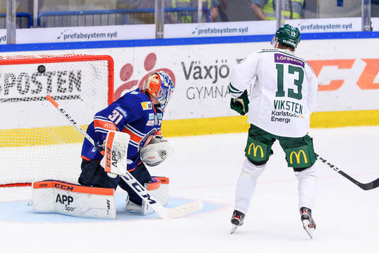 Färjestads Daniel Viksten med