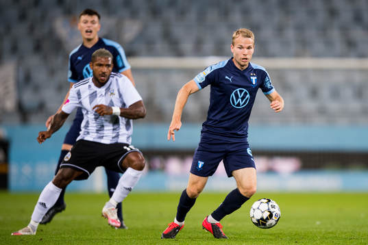 Oscar Lewicki of Malmö FF