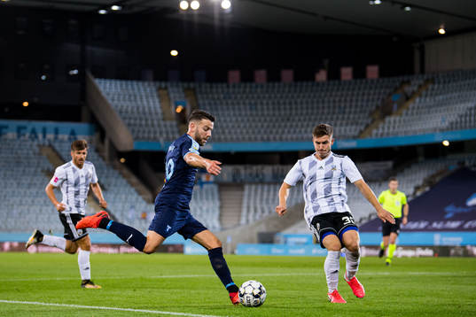 Erdal Rakip of Malmö FF and Marko Dira of Lokomotiva Zagreb
