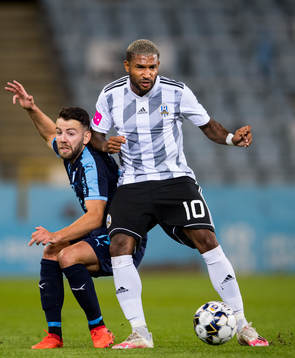Erdal Rakip of Malmö FF and Sammir of Lokomotiva Zagreb