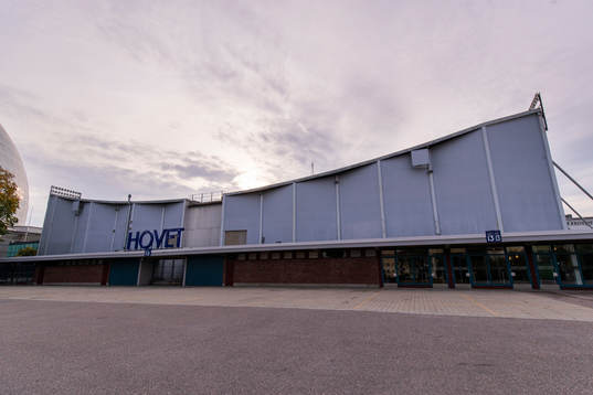 Vy över Hovets Isstadion