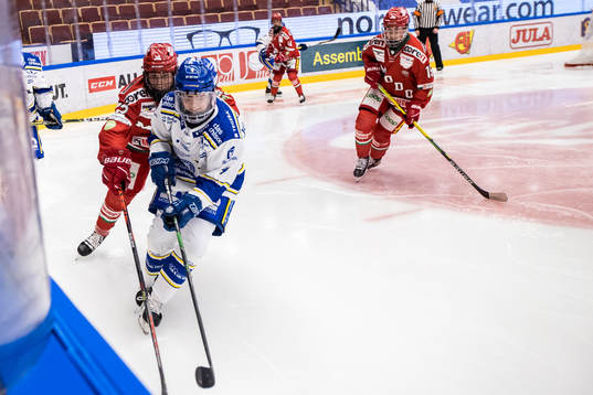 Leksands Wilma Johansson och Modos Jaycee Magwood