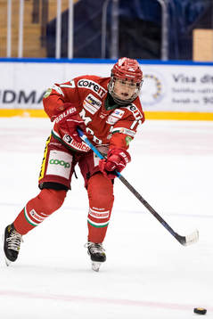 Modos Erica Riederunder ishockeymatchen i SDHL mellan