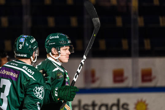 Färjestads Daniel Viksten jublar
