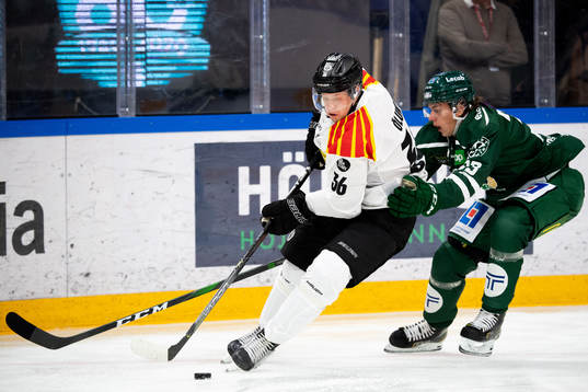 Brynäs Linus Ölund och Färjestads Albert Johansson
