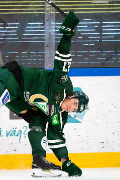 Färjestads Oskar Bäck