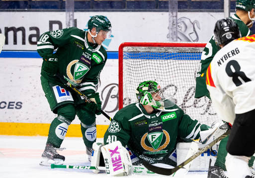 Färjestads Alexander Ternblad och Färjestads målvakt