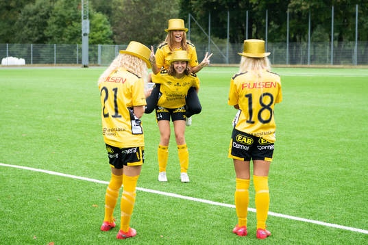 Elfsborgs damlag firar seriesegern i division 4