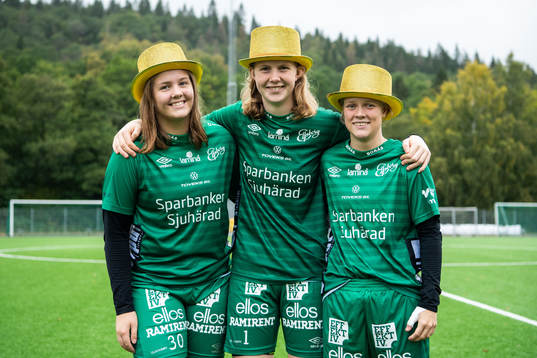 Elfsborgs målvakter Sanna Öjersson, Lia Viking och