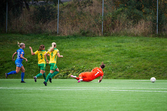 Kalmars Mimmi Asperot gör 1-2