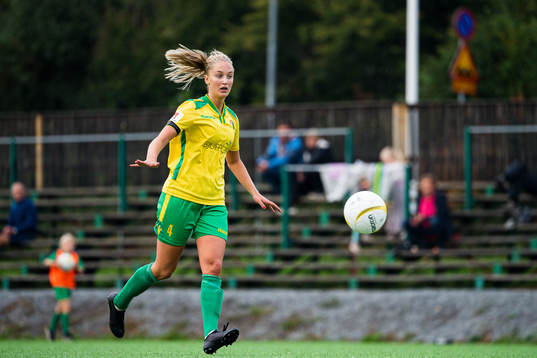 Bollstanäs Thea Nyberg