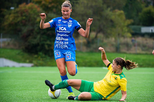 Kalmars Klara Rybrink och Bollstanäs Nicole Lundström