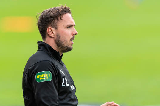 Ljungskiles Sebastian Möller före fotbollsmatchen i