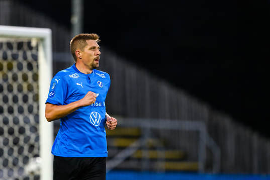 Halmstads Mikael Boman jublar