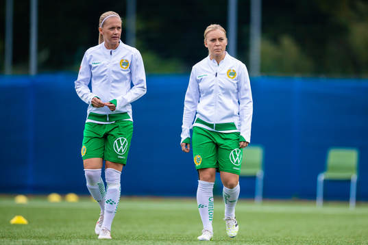 Hammarbys Elsa Karlsson och Ellen Gibson