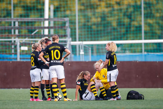 s Matilda Rosqvist har ont