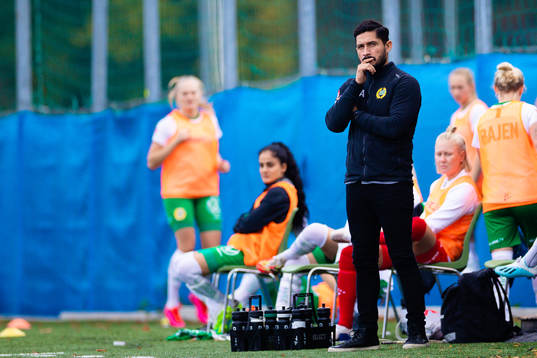 Hammarbys tränare Pablo Pinones-Arce