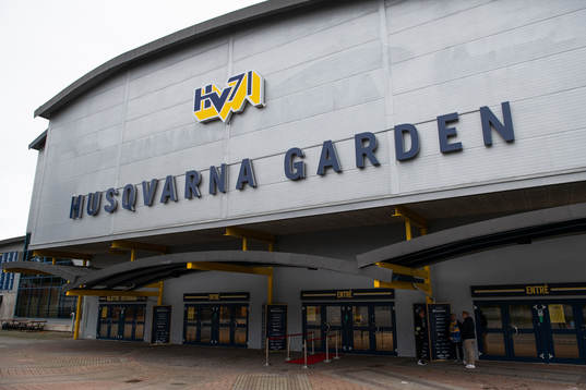 Entrén vid Husqvarna Garden