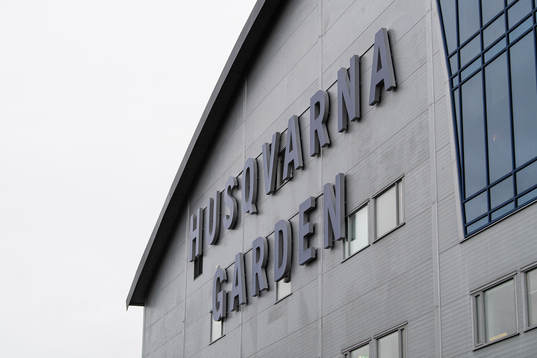 Skylt på Husqvarna Garden