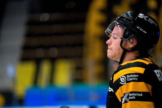 Skellefteås Rickard Hugg deppar