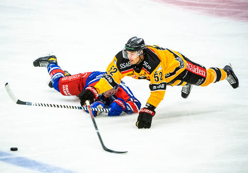 Luleås Karl Fabricius och Oskarshamns Tyler Kelleher