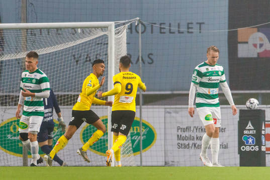 Jönköpings Amir Al-Ammari jublar