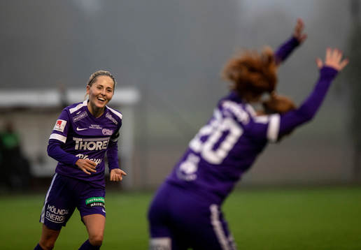 Bläddra bland fler bilder av Fotboll, Elitettan, Sandviken - Jitex