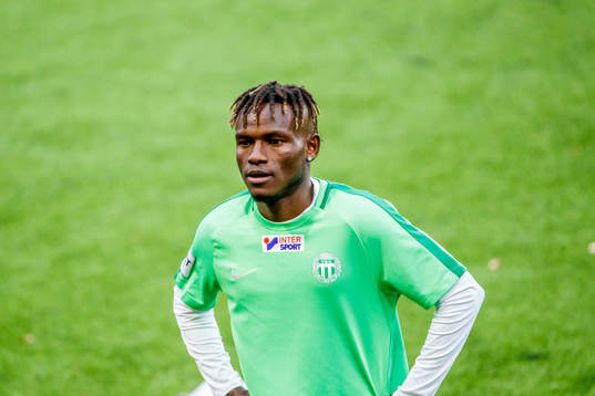 Västerås Moussa Traoré innan fotbollsmatchen i