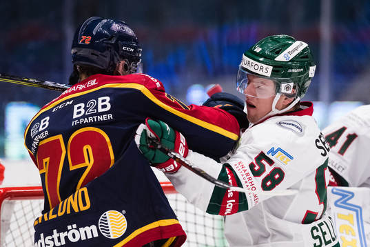 Djurgårdens William Eklund och Frölundas Jesper Sellgren