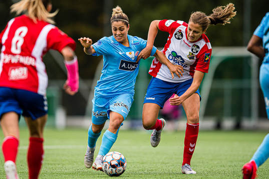 Katrina-Lee Gorry of Avaldsnes and Emma Stølen Godø of Lyn