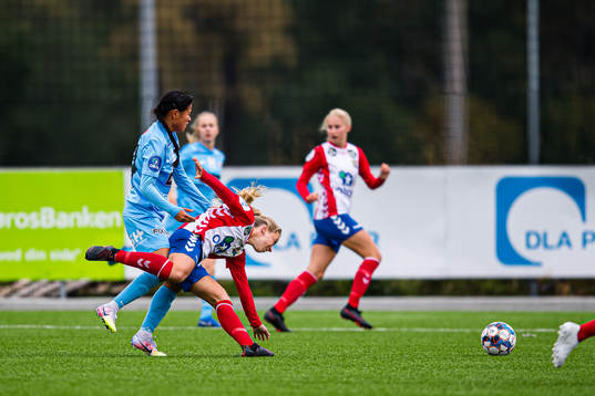 Ylinn Tennebø of Avaldsnes and Sofie Mykkeltveit Tunes of