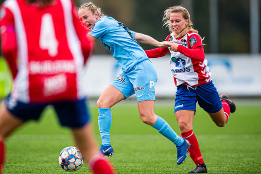 Hanna Dahl of Avaldsnes and Sofie Mykkeltveit Tunes of Lyn