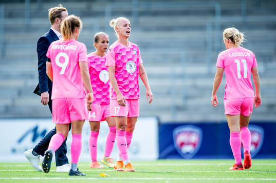 Rosengårds Caroline Seger deppar med lagkamraterna