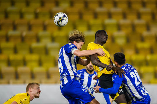Elfsborgs Marokhy Ndione och IFK Göteborg August Erlingmark