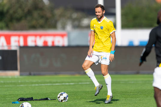Falkenbergs Grégoire Amiot före fotbollsmatchen i