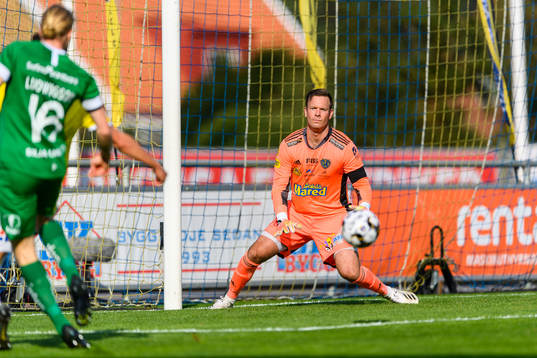 Falkenbergs målvakt Viktor Noring