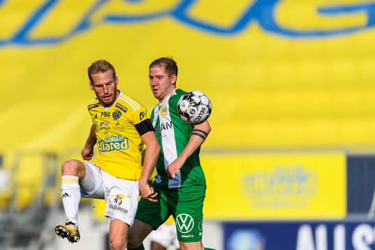 Falkenbergs Tobias Englund och Hammarbys Darijan Bojanic