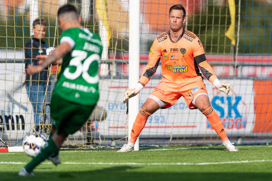 Falkenbergs målvakt Viktor Noring