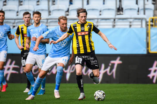 Malmö FFs Ola Toivonen och Häckens Erik Friberg
