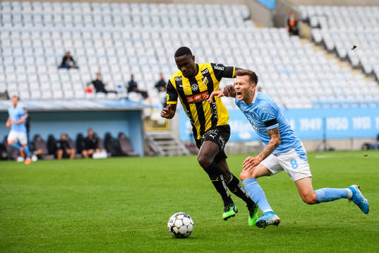 Häckens Godswill Ekpolo och Malmö FFs Arnór Traustason