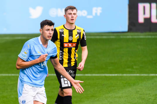 Malmö FFs Anel Ahmedhodzic reagerar