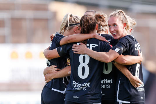 Göteborgs Julia Roddar jublar