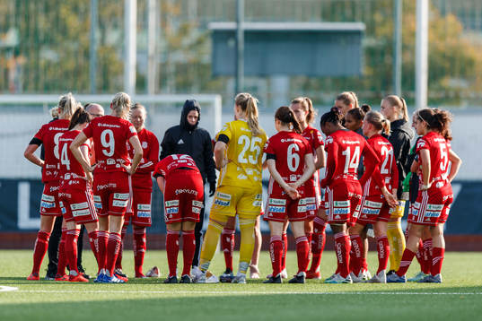 Piteås spelare och ledare samlade