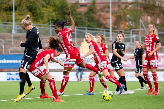 Göteborgs Filippa Curmark gör 1-0