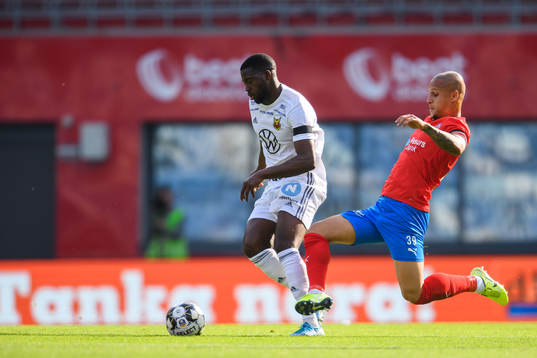 Östersunds Isak Ssewankambo och Helsingborgs Anthony van